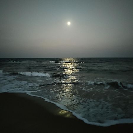 Dkv Beach View Bahur Exterior foto