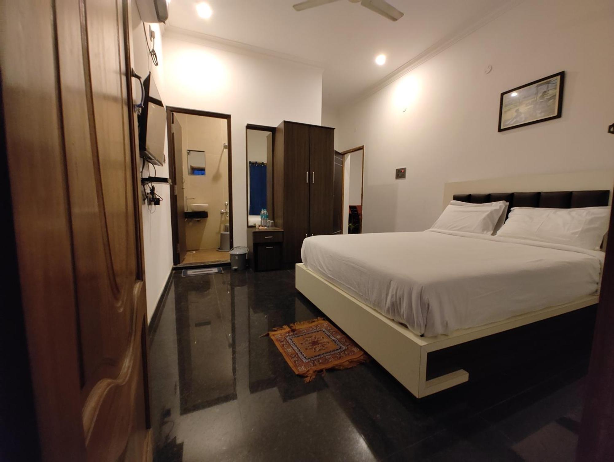 Dkv Beach View Bahur Exterior foto